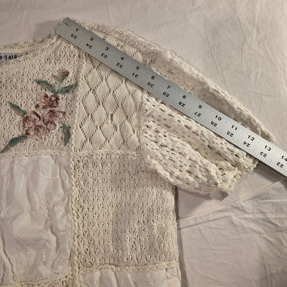 Vintage Bedford Fair Women's Crochet Floral Embroidered Top Size M Cottage Boho - Picture 12 of 13